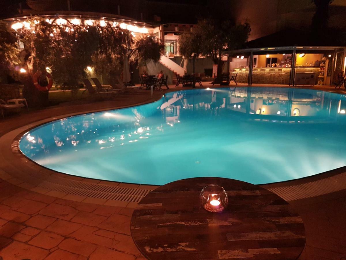 Ocean Beach Hotel Skala Potamia  Bagian luar foto